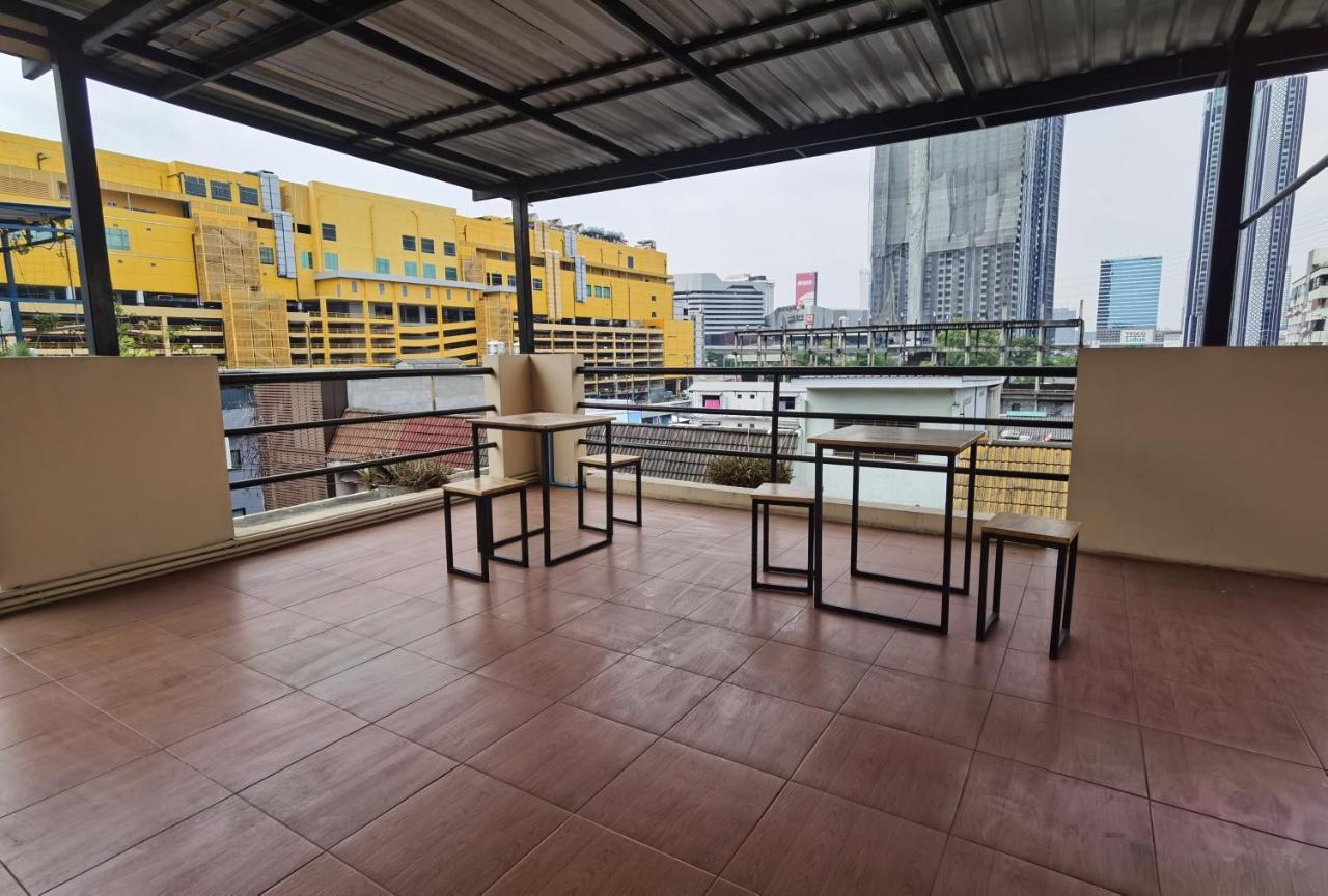Td Bangkok Hotell Exteriör bild
