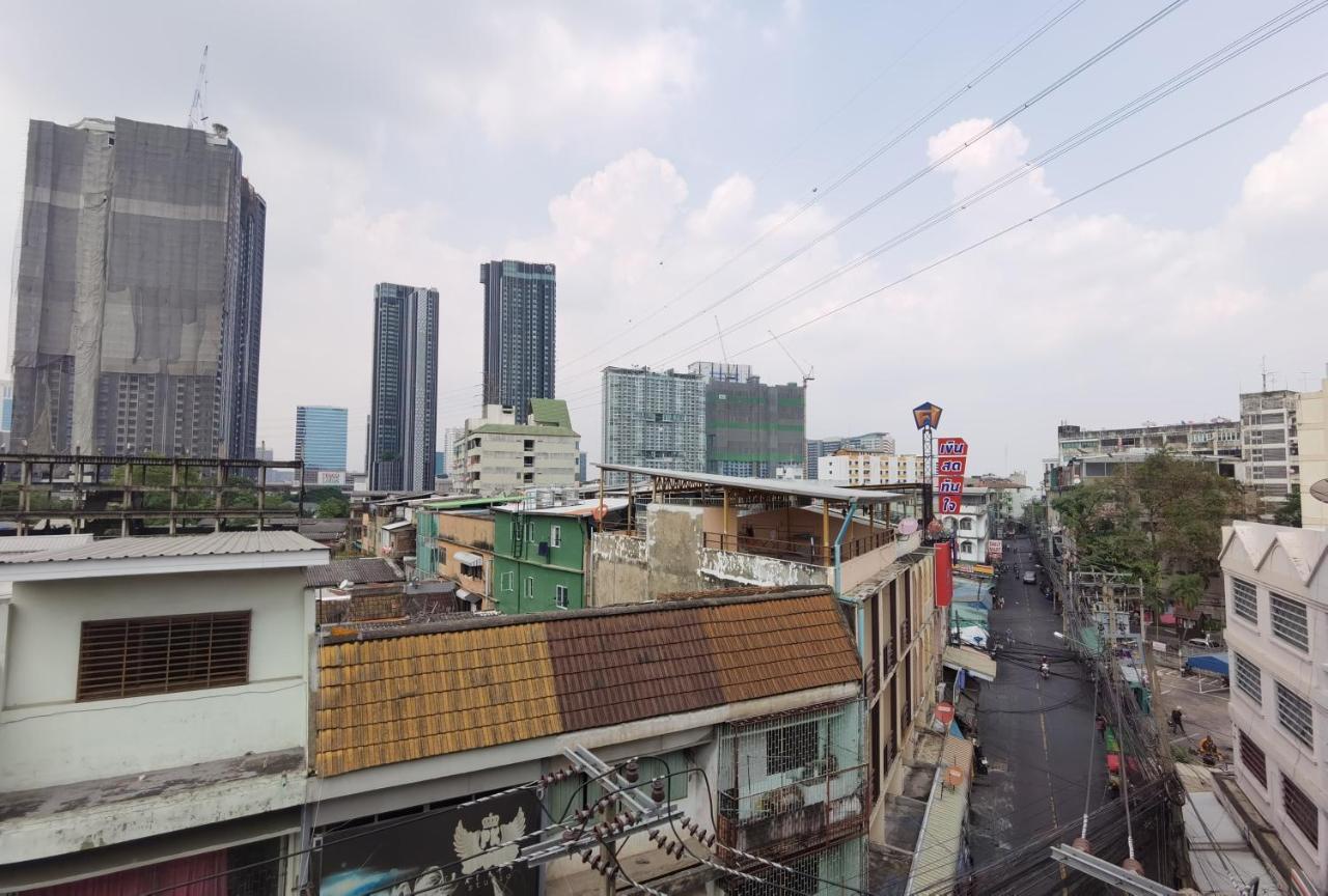 Td Bangkok Hotell Exteriör bild