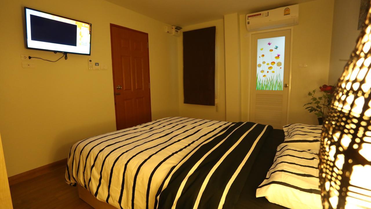 Td Bangkok Hotell Exteriör bild